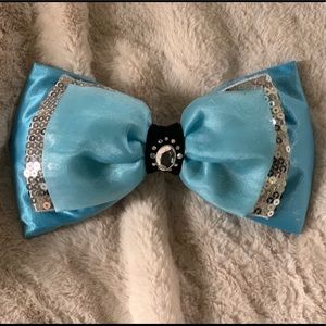 Interchangeable bow Cinderella